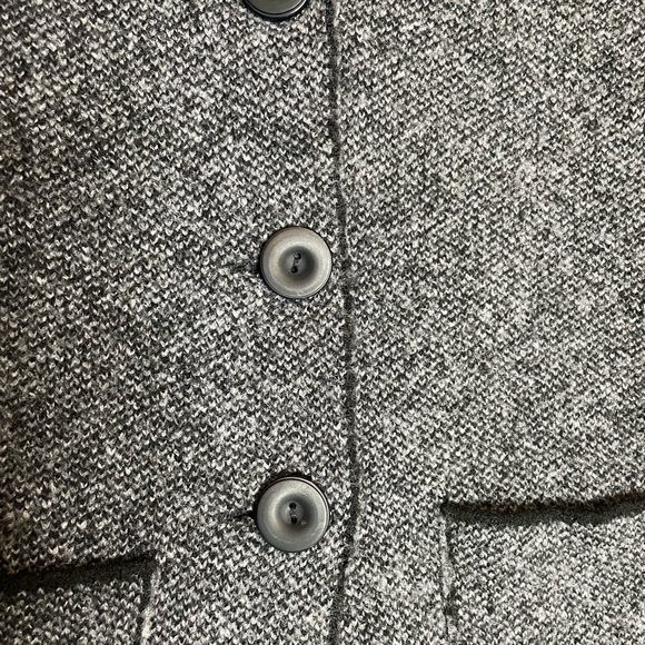 Cocogio long sleeve button up wool blend cardigan sweater size medium - Picture 5 of 7